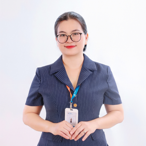 Ms Lucy Nguyen